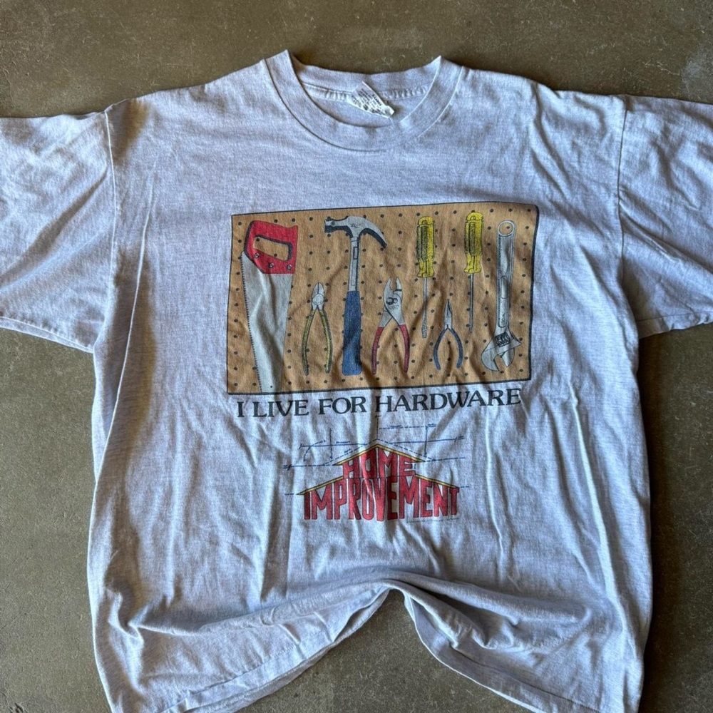 Vintage Stanley Desantis “I Live for Hardware” Home Improvement T shirt